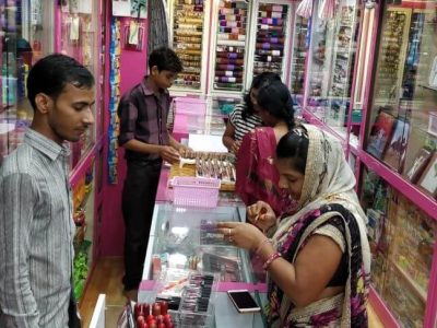 SRI MARUTHI SHOPPING CENTRE