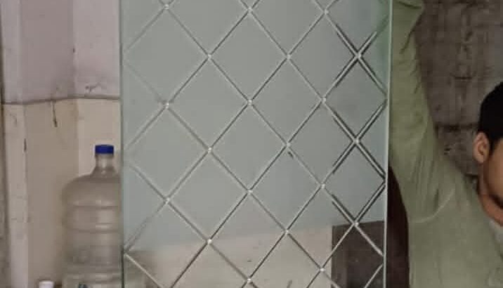 LALU GLASS ALUMINIUM & DESIGNING WORKS CHIKMAGALUR