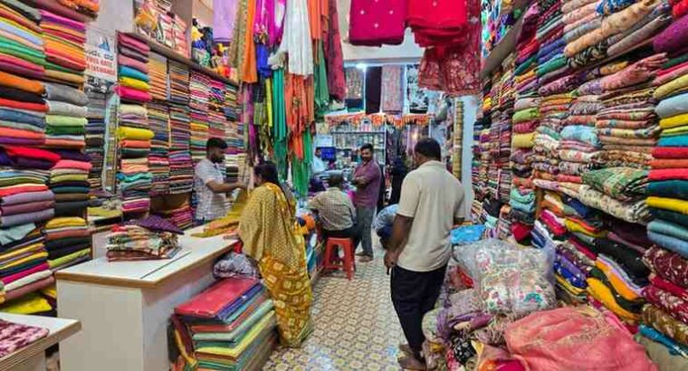 HIRA CUT PIECE CENTRE GADAG